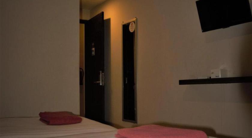 Nutana Hotel Lombok Mataram Exterior foto